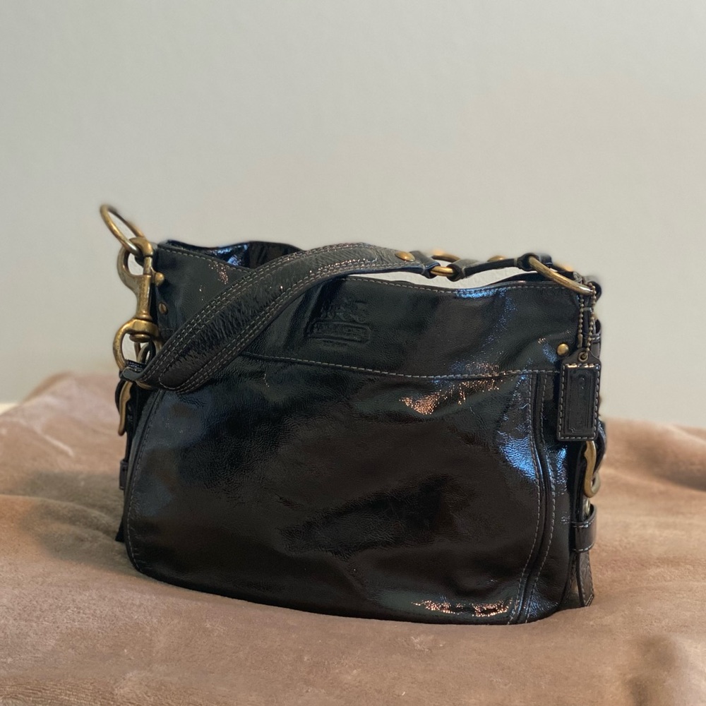 Winter Coach Patten Leather shoulder bag, great condition